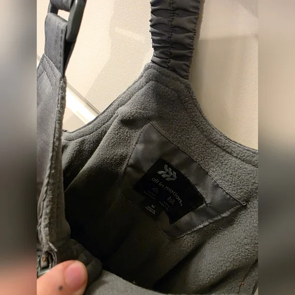 NWT Kids Snow Bib - Cat & Jack Size M Grey - Picture 4 of 11